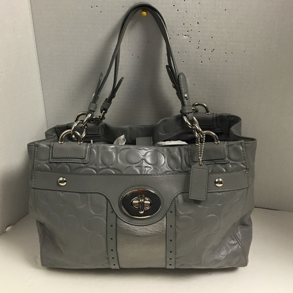 Coach Handbags - Coach Penelope leather signature embossed Carryall