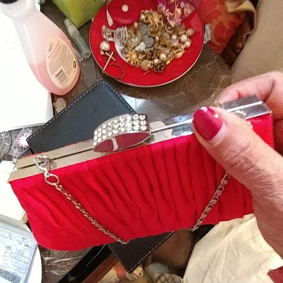 Handbag - Picture 2 of 4