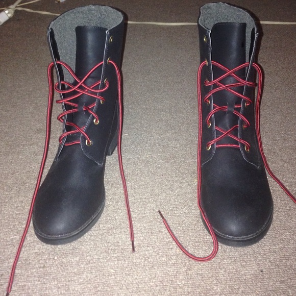 Black boots