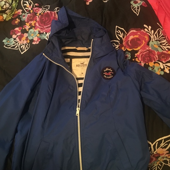 Blue Hollister windbreaker - Picture 1 of 3