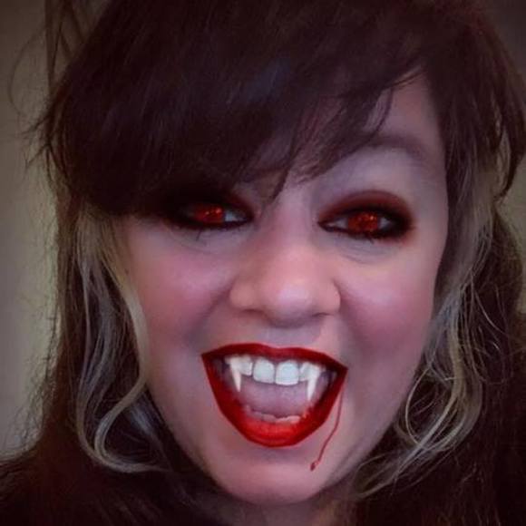 Meet your Posher, Christine