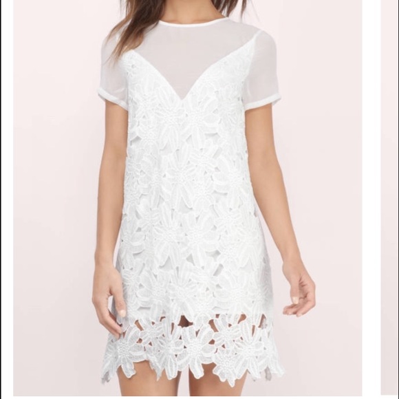 Tobi Dresses & Skirts - Tobi Ivory Lace Shift Dress
