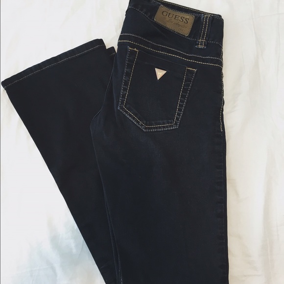 Guess Jeans - Picture 2 of 4