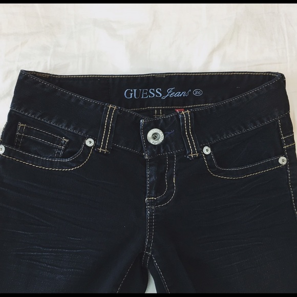 Guess Jeans - Picture 3 of 4