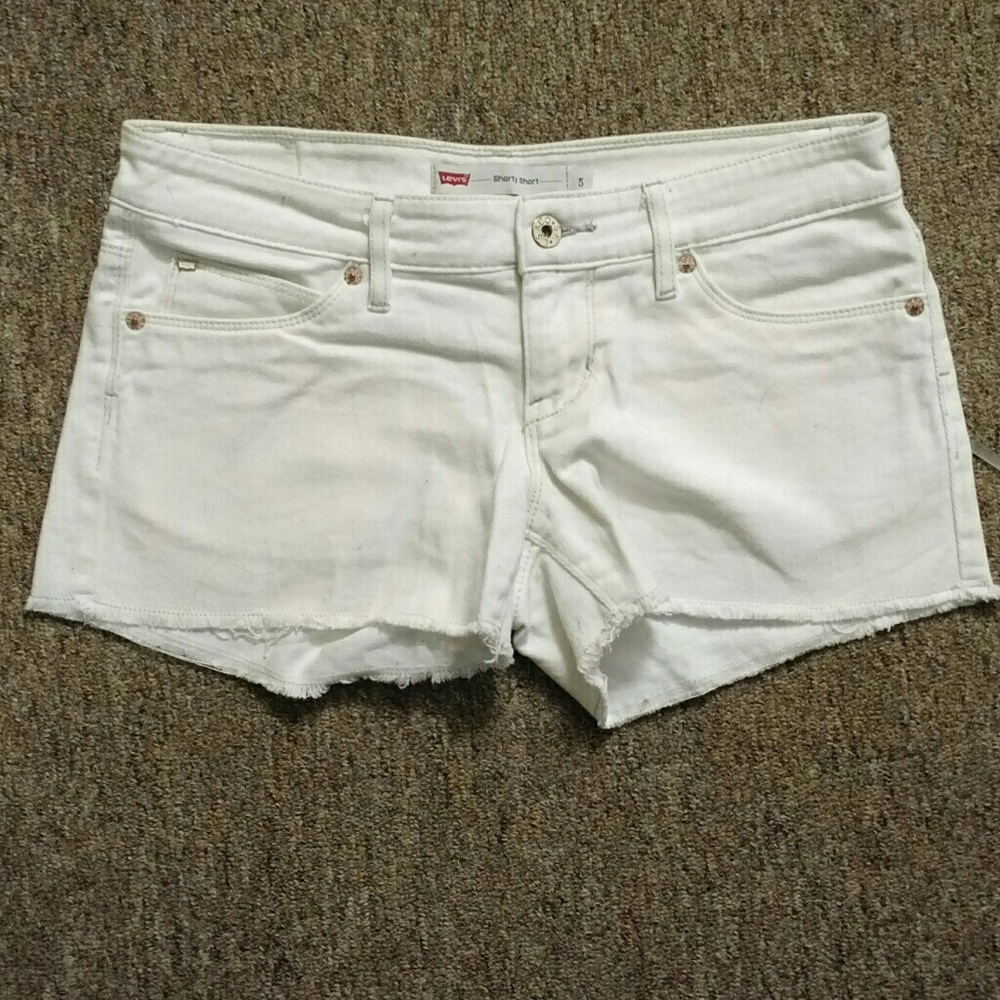White Levi's Shorts