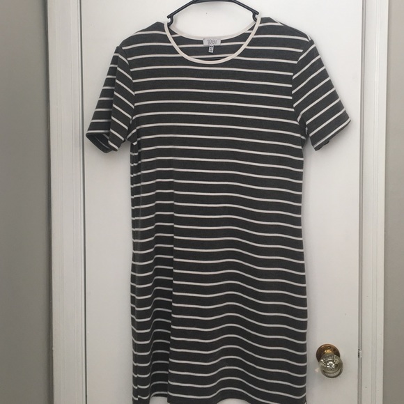Tobi Dresses & Skirts - Tobi Stripped T-Shirt Dress