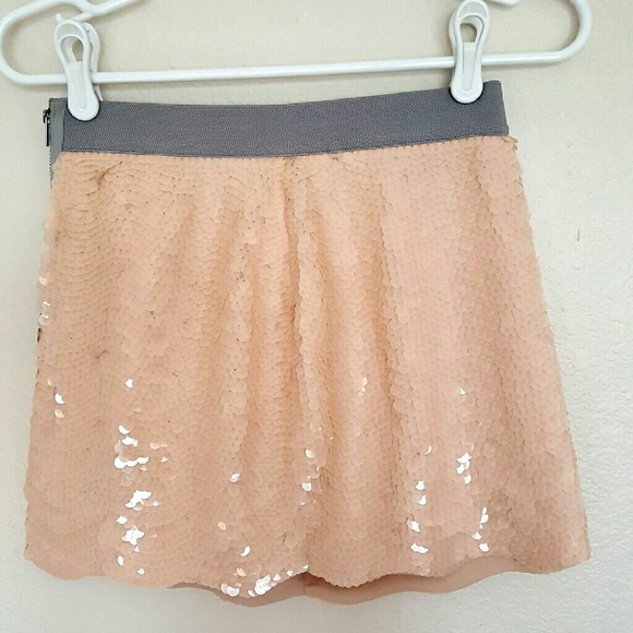 BCBG  sequin mini skirt