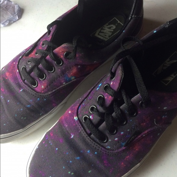 EXCLUSIVE GALAXY VANS (FIT 8/8.5/9 FOR MEN/WOMEN)