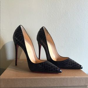 🔥 So Kate 🔥 Christian Louboutin blue python
