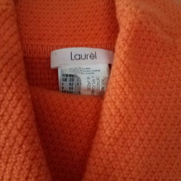 Sweater - Picture 2 of 2