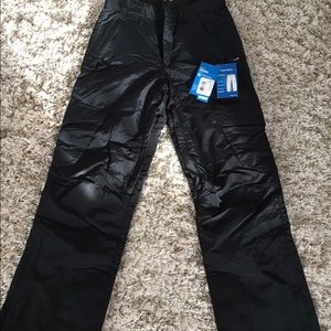 Men's snow pants, size SMALL. Brand New!