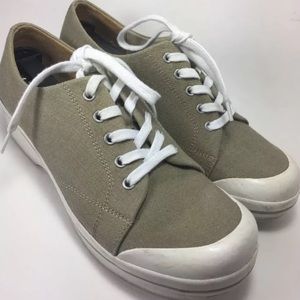 Dansko vegan lace up sneaker shoes