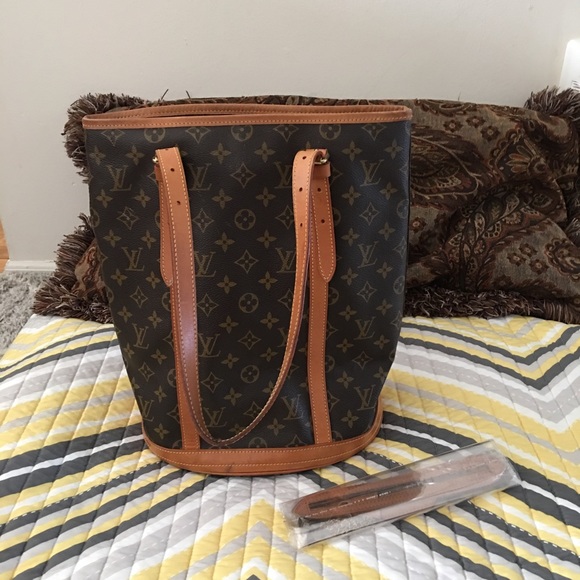 Louis Vuitton Handbags - 🎉🎀Flash Sale!Authentic Louis Vuitton Bucket GM