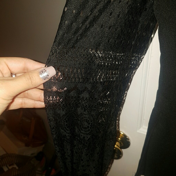 Bebe - Picture 2 of 4