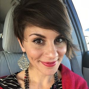 Meet your Posher, Jessica