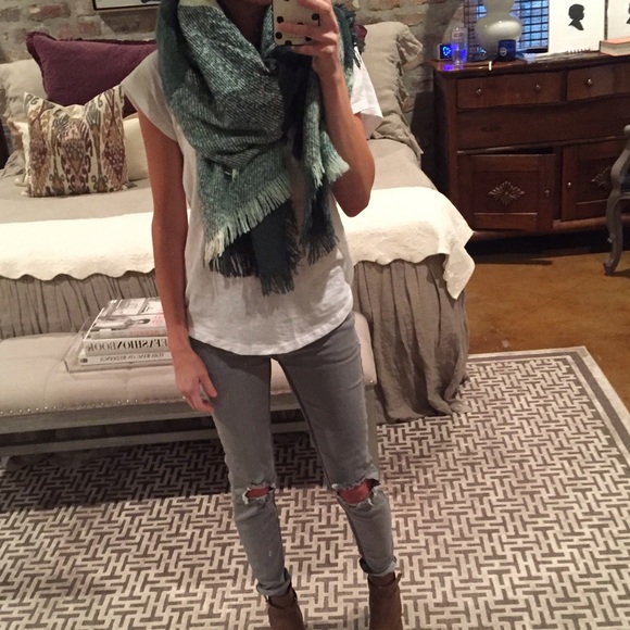 Green plaid blanket scarve ❄️