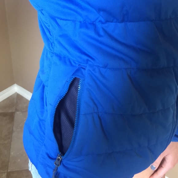 Blue winter jacket - Picture 3 of 4