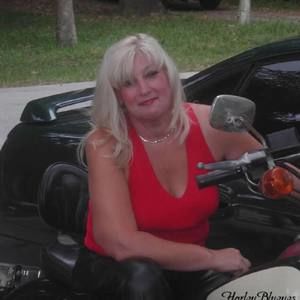 Meet your Posher, Joyce