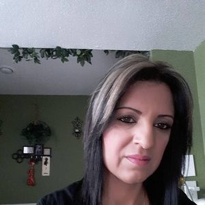 Meet your Posher, Ana