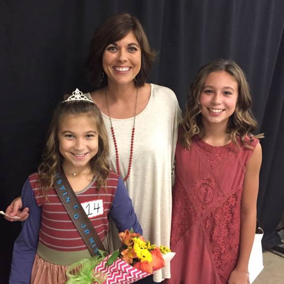 Meet your Posher, Leslie