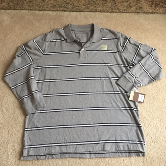 Men's long sleeve shirt.