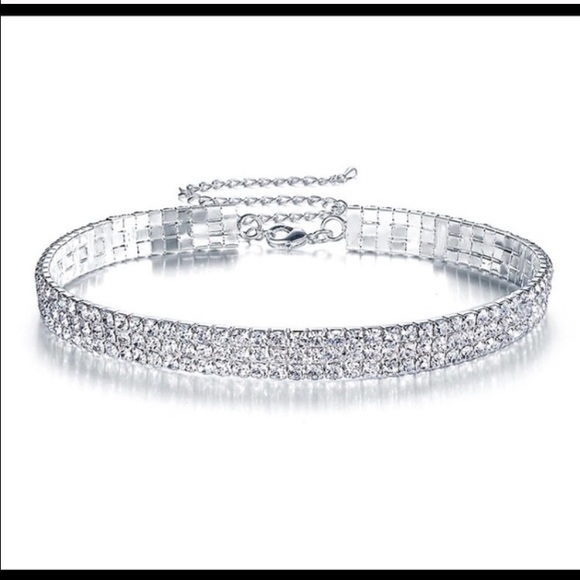 Eva Crystal Diamonds Choker - 3 Rows - Picture 5 of 7
