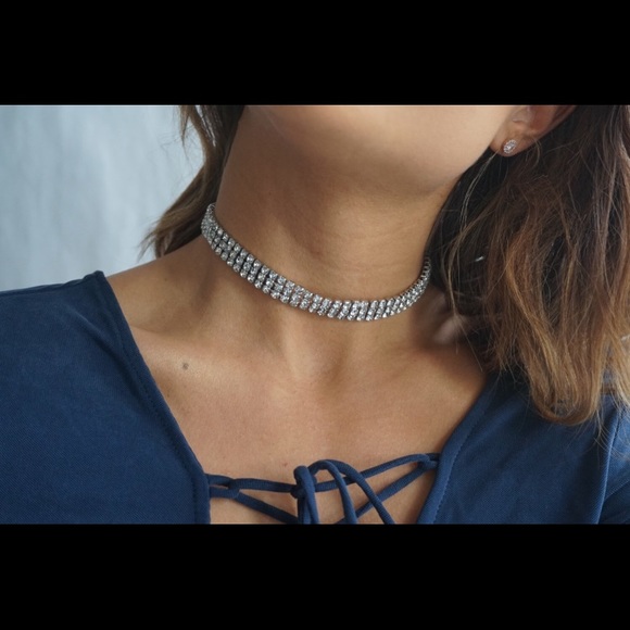 Eva Crystal Diamonds Choker - 3 Rows - Picture 2 of 7