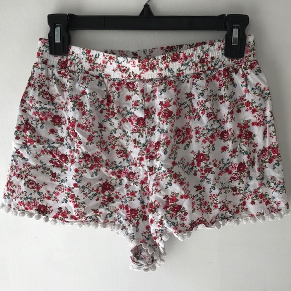 Flowy Floral Shorts!