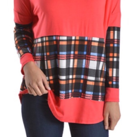 🎀1 SM LEFT🎀 Checker Print Top - Picture 3 of 3