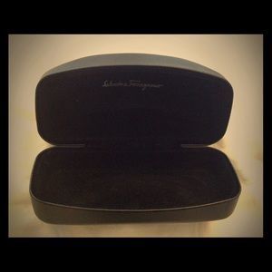 🌞 Salvatore Ferragamo sunglasses hard case