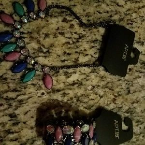 Colorful new bracelet and necklace set