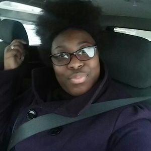 Meet your Posher, Leslie