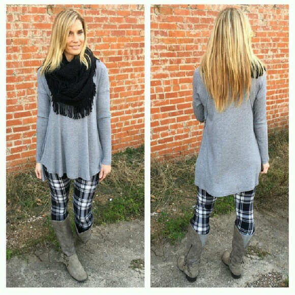 1 LEFT •Plaid Knit Leggings• - Picture 2 of 3