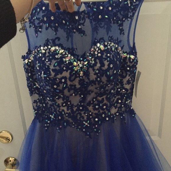 Homecoming dress NWT - Picture 2 of 4