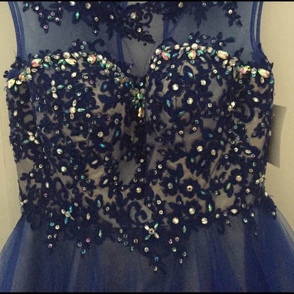 Homecoming dress NWT - Picture 3 of 4