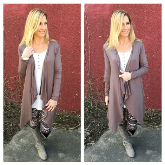 🎉HP🎉 •PLUS Mixed Print Leggings• - Picture 2 of 2