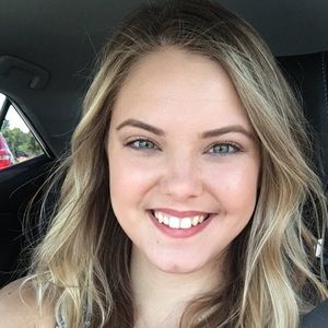 Meet your Posher, Avery