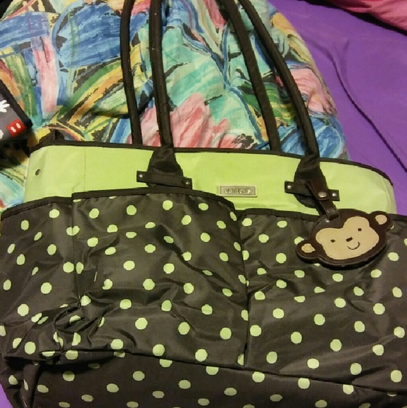 Brand new Carters dipear bag