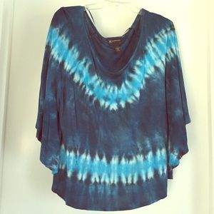 I.N.C. International Concepts Blue top. Sz L.