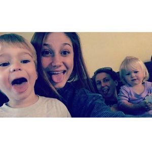 Meet your Posher, Holly