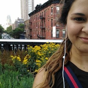 Meet your Posher, Sophia