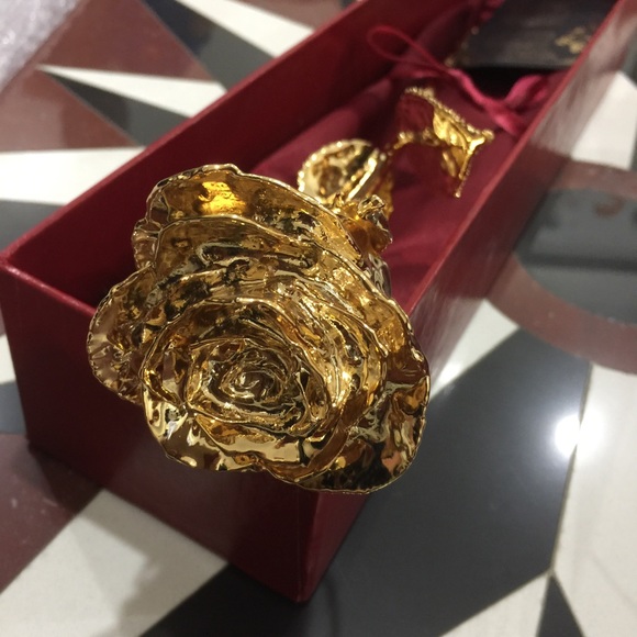 24k Gold Dipped Rose - Picture 1 of 4