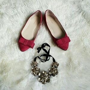 // Nine West burgendy flats //