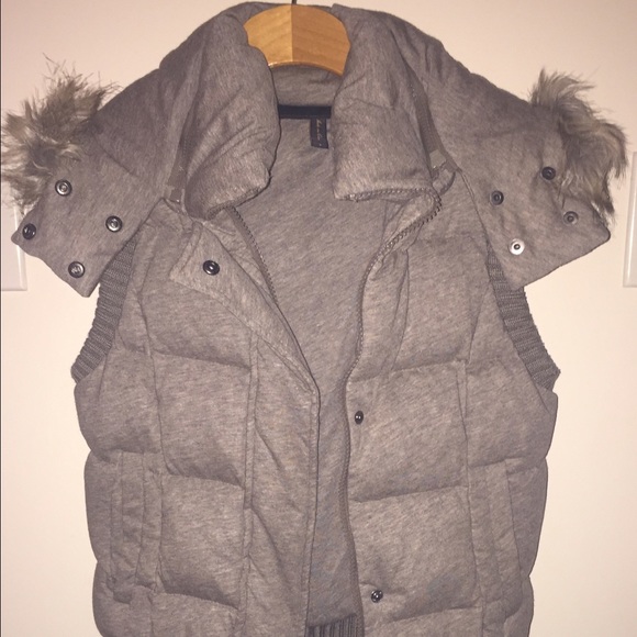 BCBG puffer vest