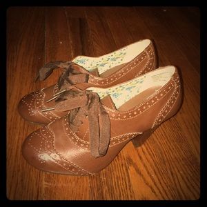 American Eagle Shoes (Oxford Style)