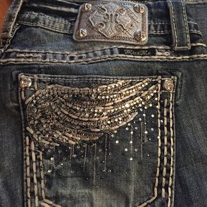 Miss Me Crop Jeans size 31 mid rise easy!!
