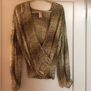 V neck cheetah print blouse