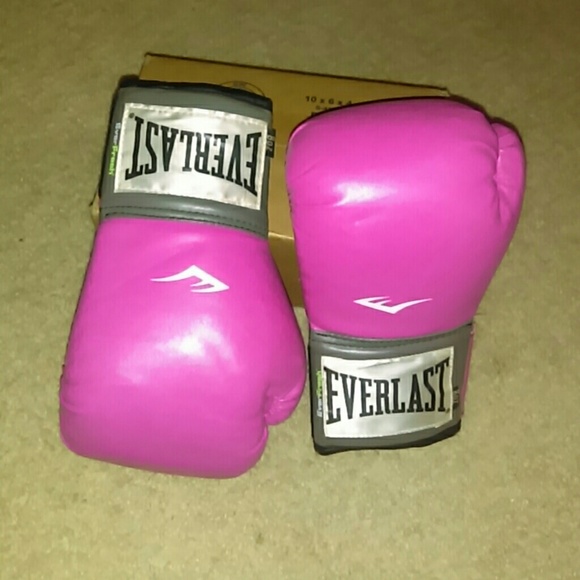 Everlast pink boxing gloves