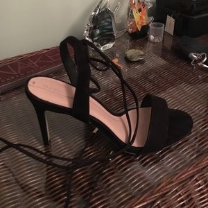 Lace -up black suede heels