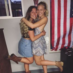 Meet your Posher, Hannah